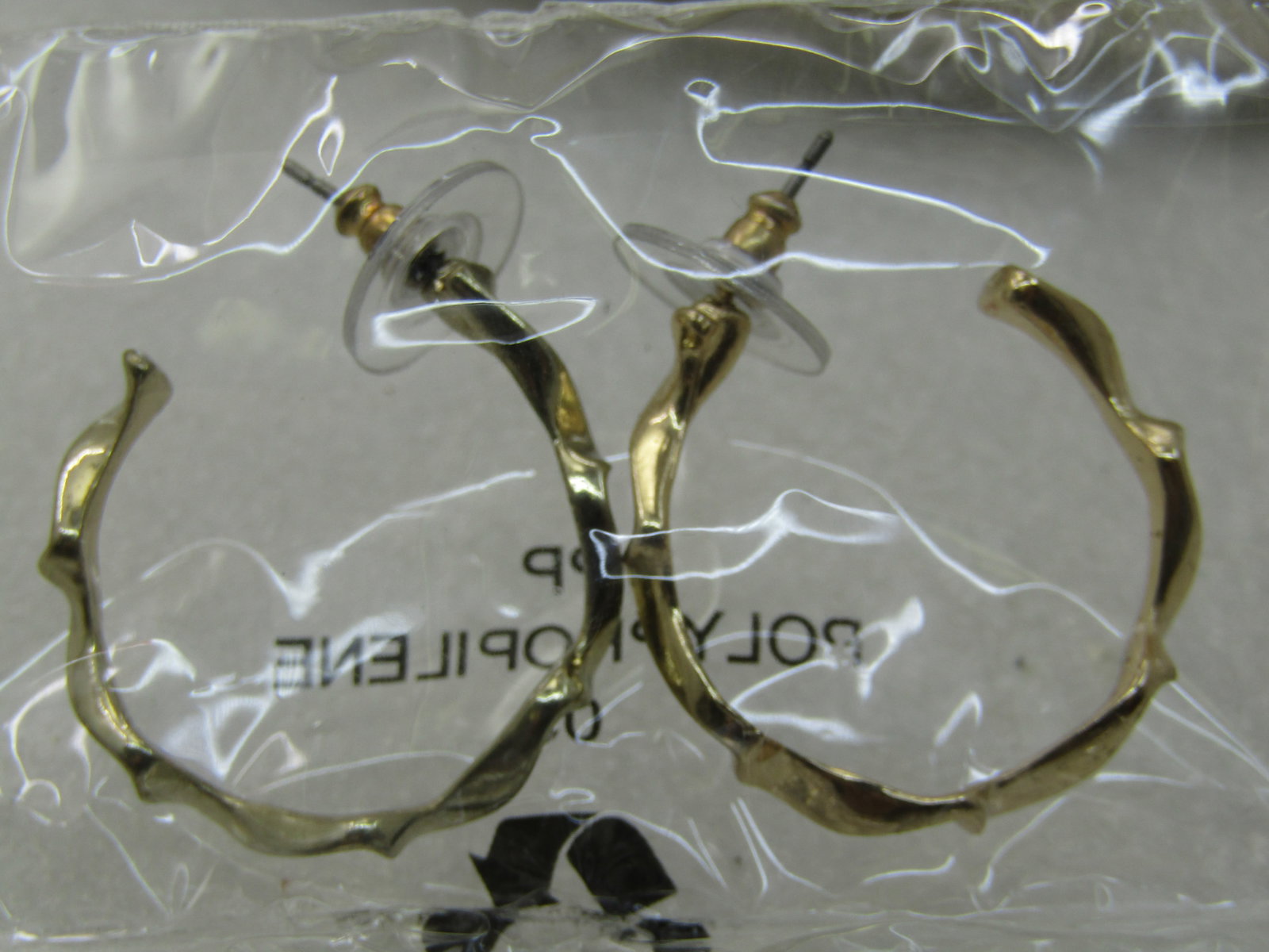 Vintage Avon Hoop Earrings , 2Pr, Pierced, New in Box. - 3