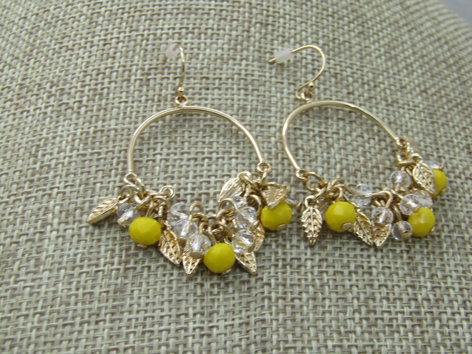 Avon Lemon Hoop Pierced earrings, New in Box, Unworn - 2