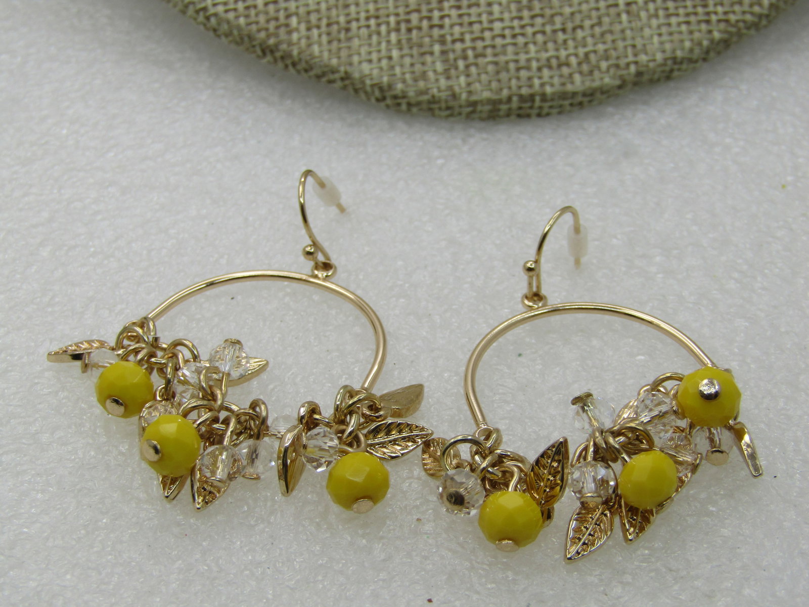 Avon Lemon Hoop Pierced earrings, New in Box, Unworn - 5