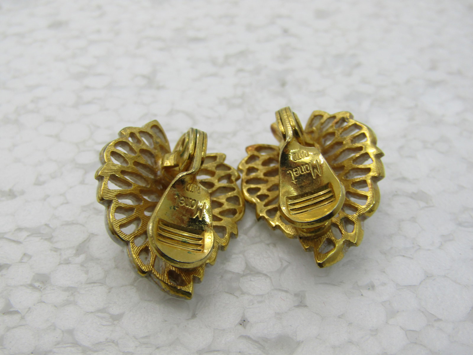 Vintage Monet Enameled Leaf Earrings, White & Gold Tone, 1960's-1970s - 5