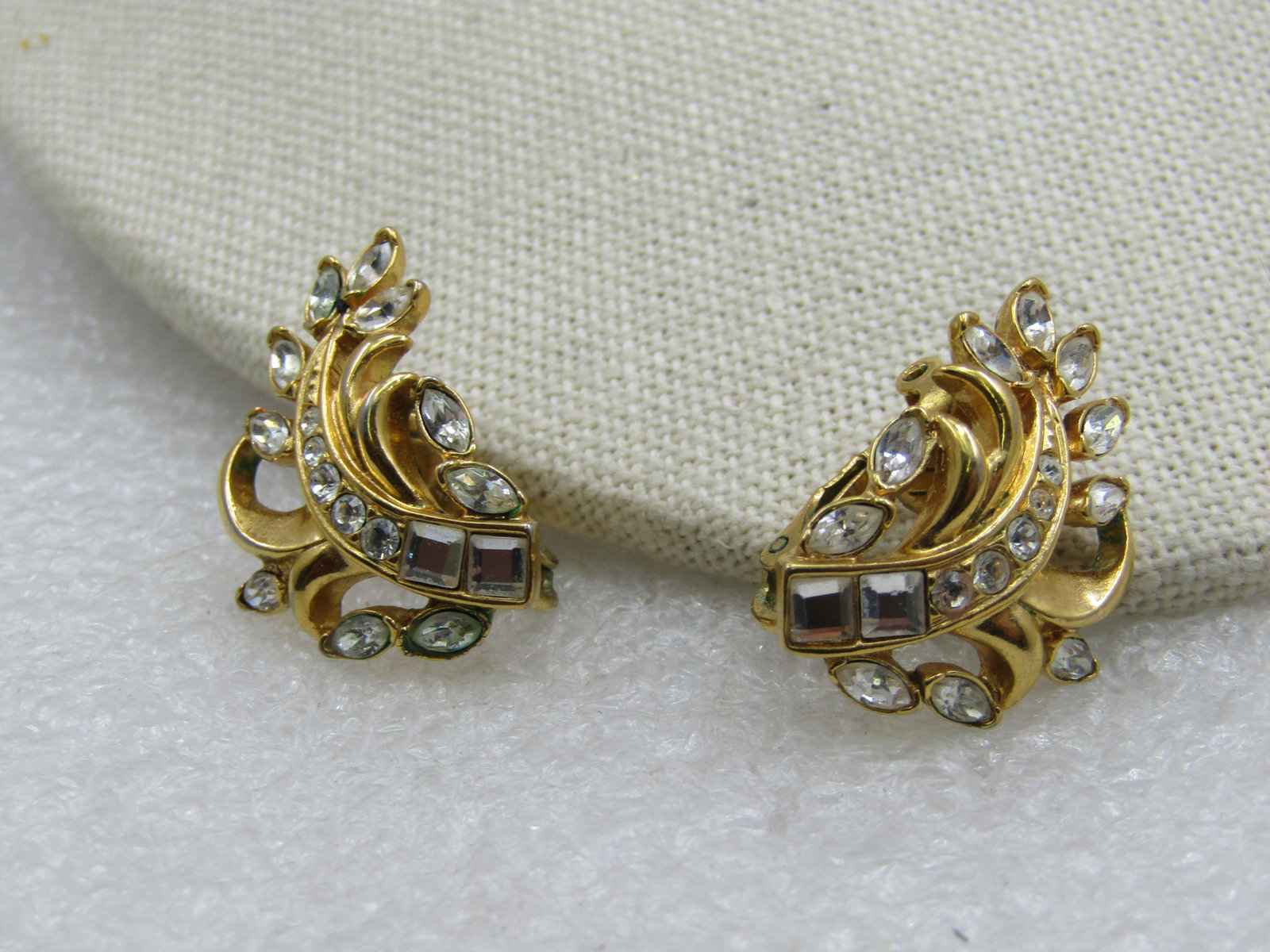 Vintage Rhinestone Curved Leaf/Feather Clip Earrings, 1960's - 3