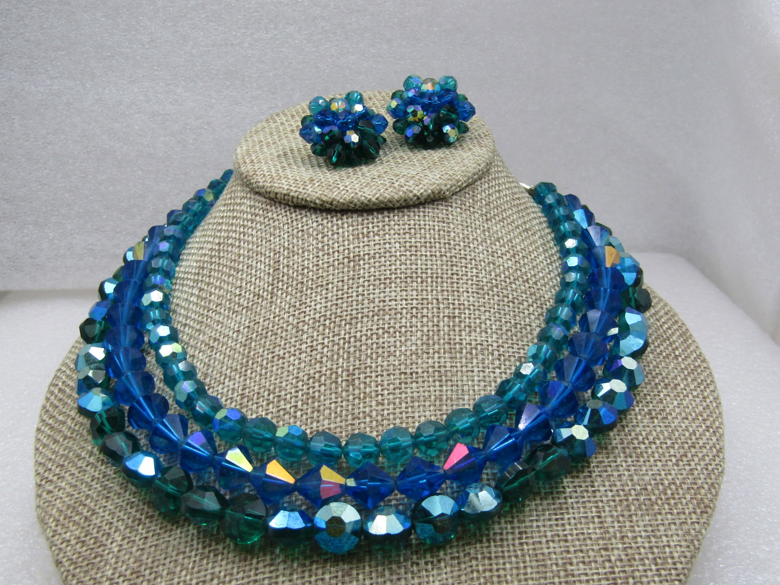 Vintage Peacock & Blue Aurora Borealis Necklace Earrings Demi Parure, 1940's-1950's - 5