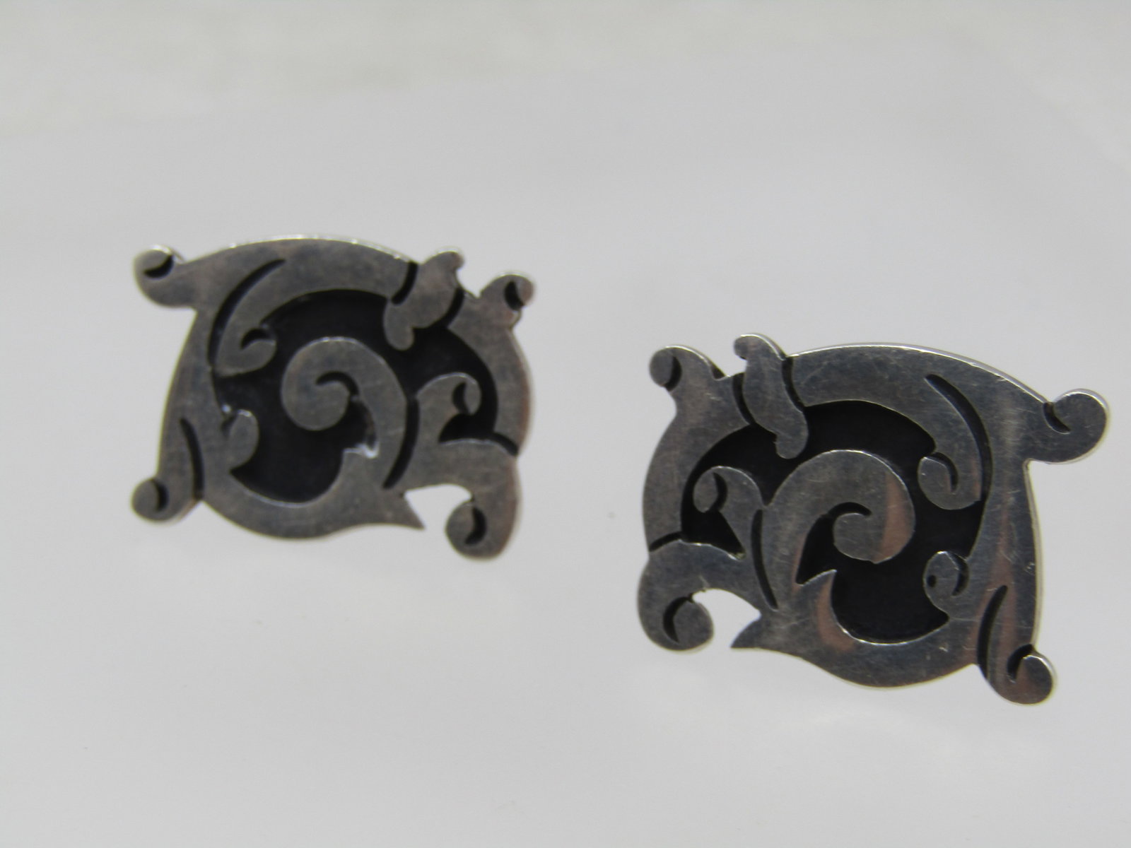 Vintage Sterling Taxco Scrolled Earrings, Screwback, 1960's-1970's - 3