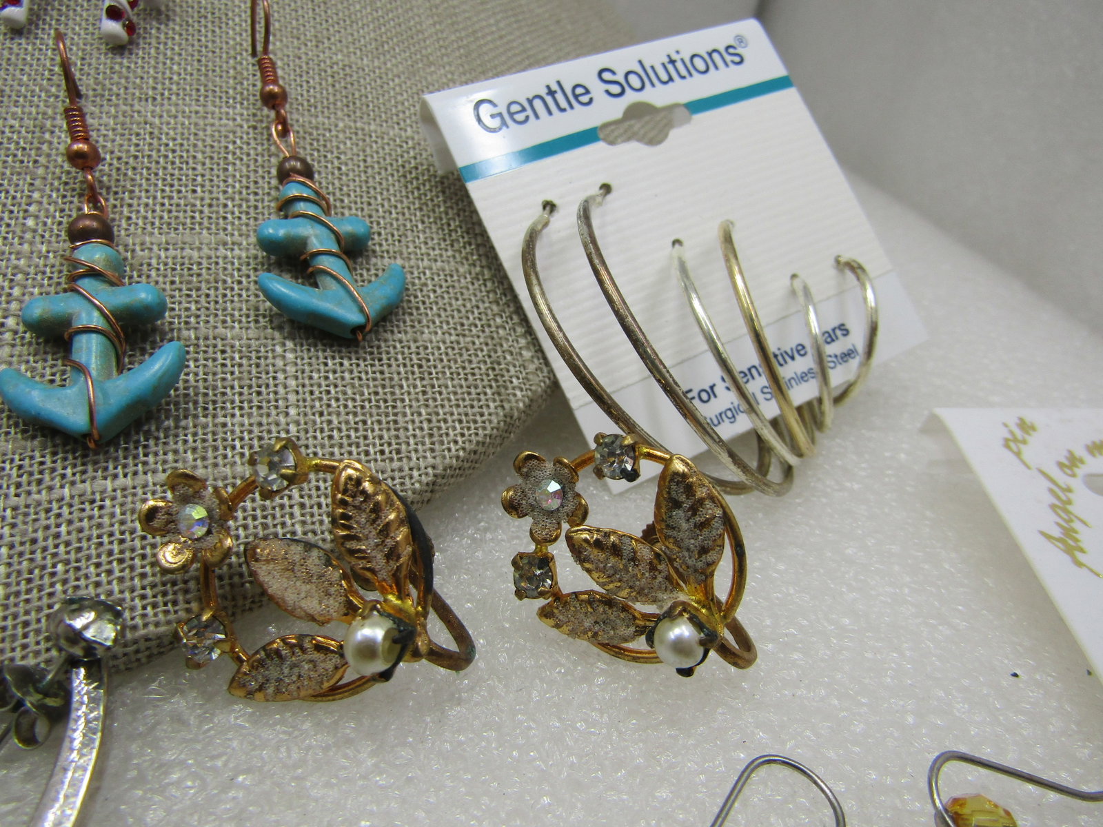 Vintage 19 PC Earrings & Tie Tack Lot - 6