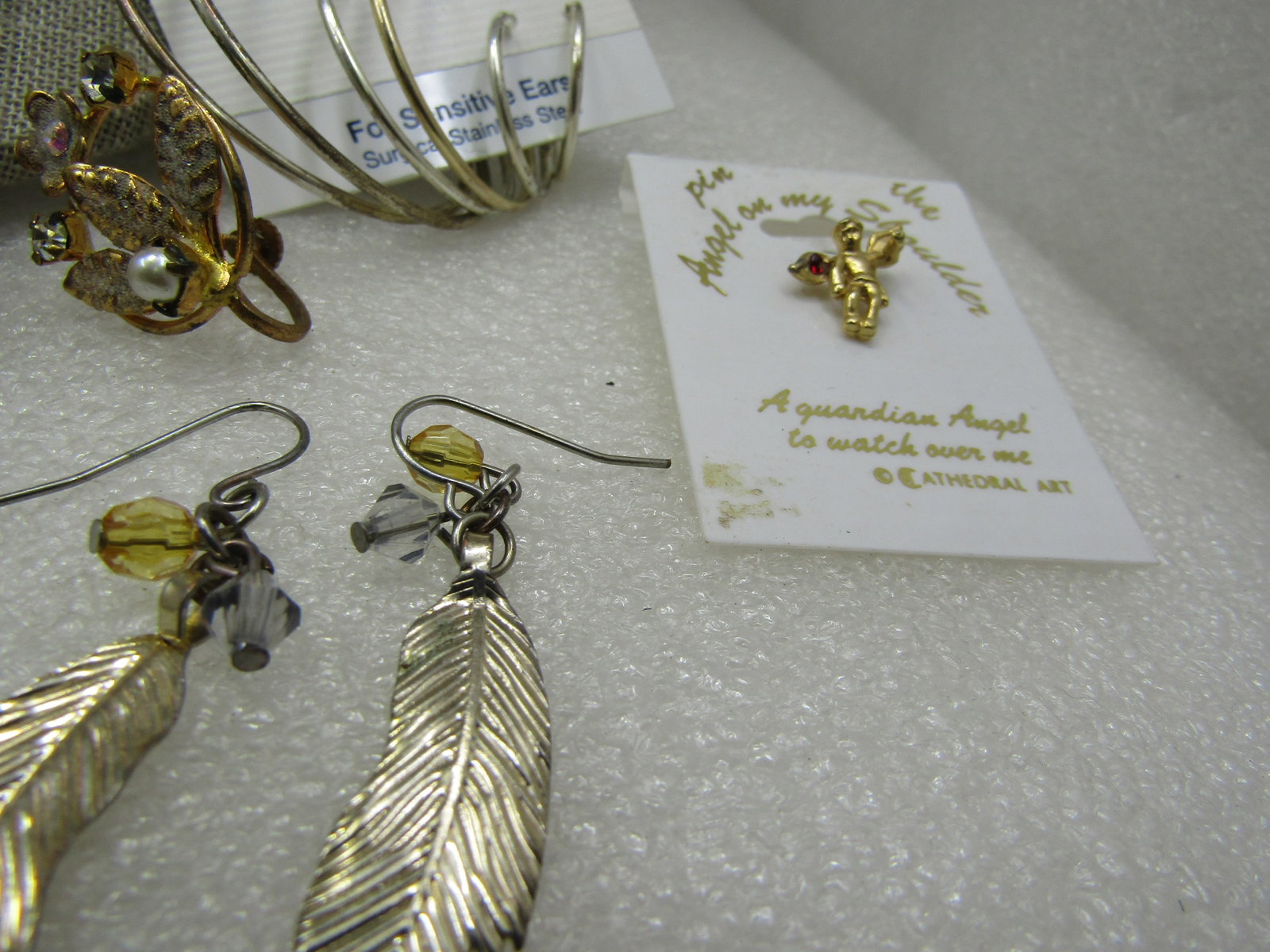 Vintage 19 PC Earrings & Tie Tack Lot - 7