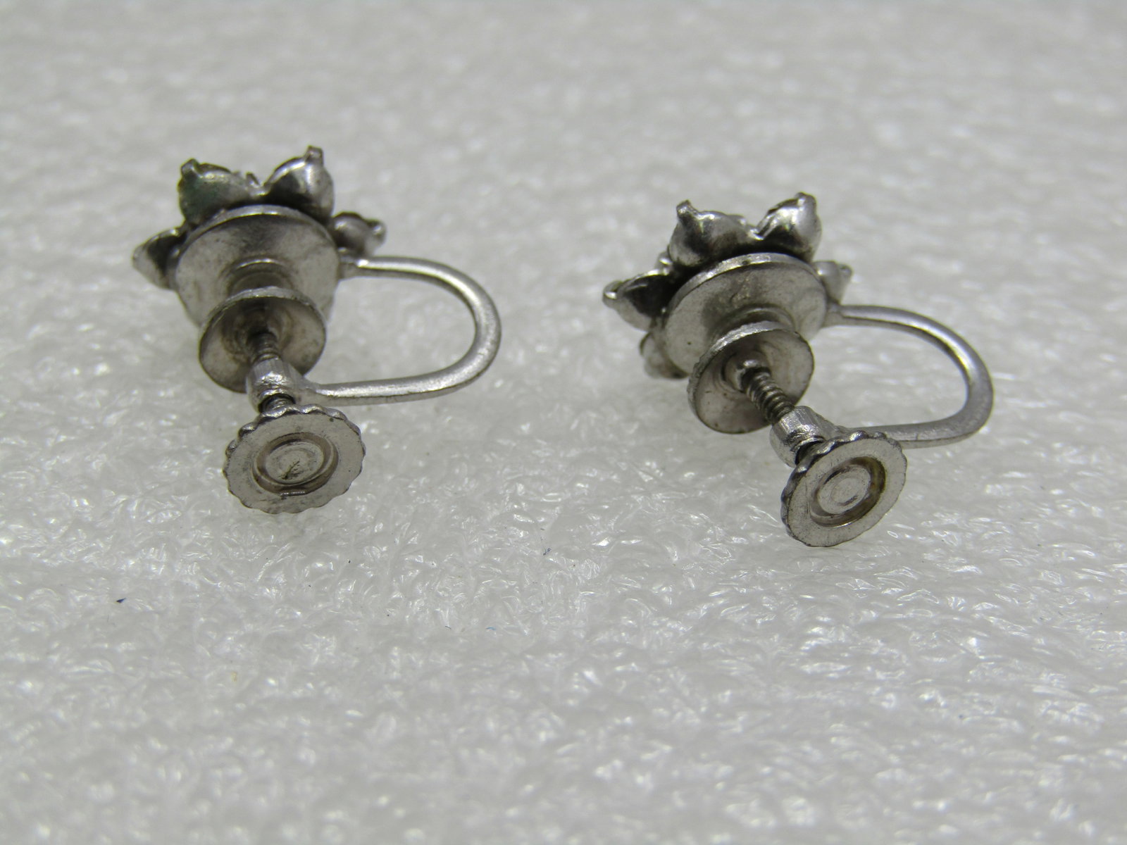 Vintage Floral Rhinestone Stud Earrings, Screw Back, 1940's - 5