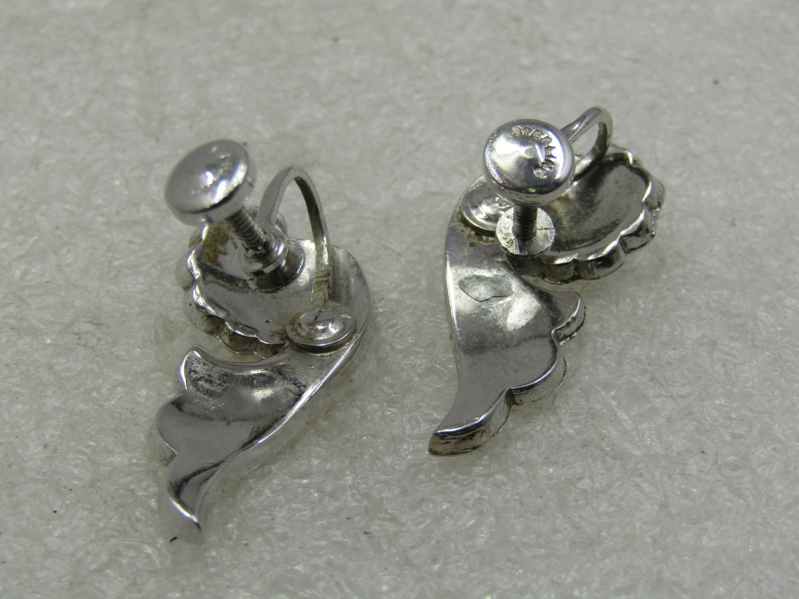 Vintage Sterling Marcasite Curved Earrings, Screw Back, Like Angel Wings - 5