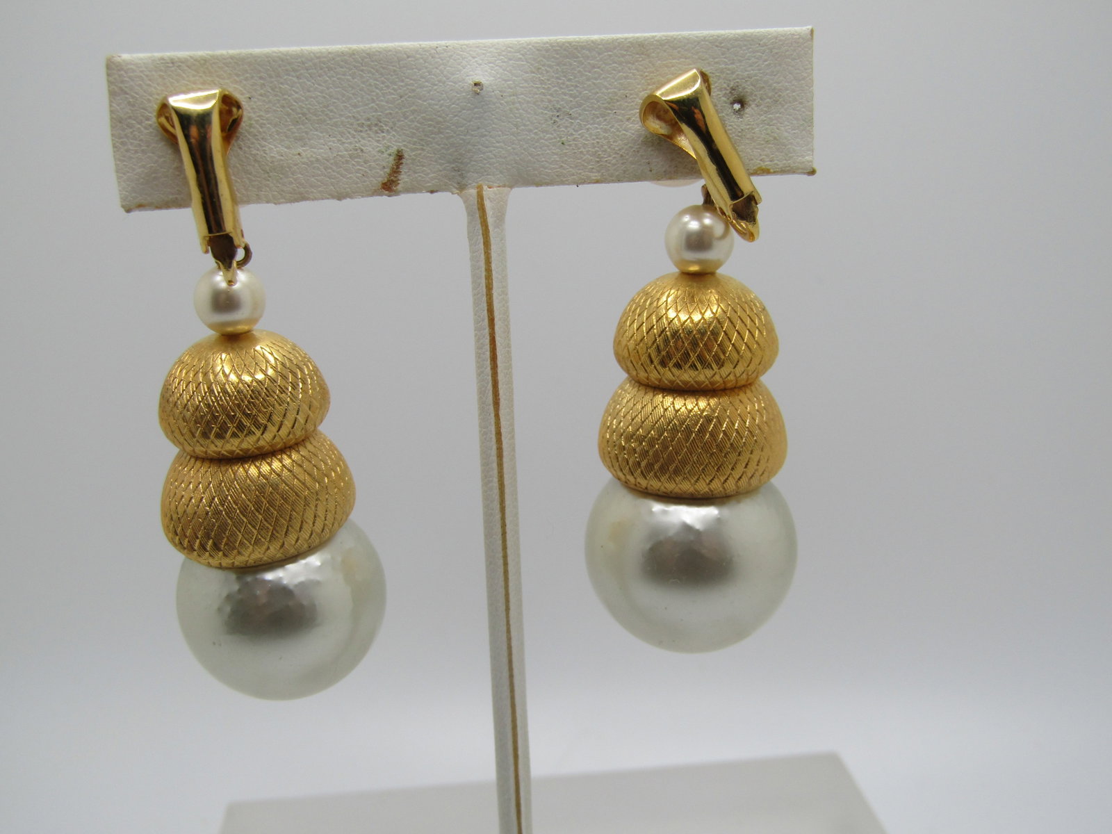 Vintage Faux Pearl Stud Dangle Earrings, Chunky Clip - 4
