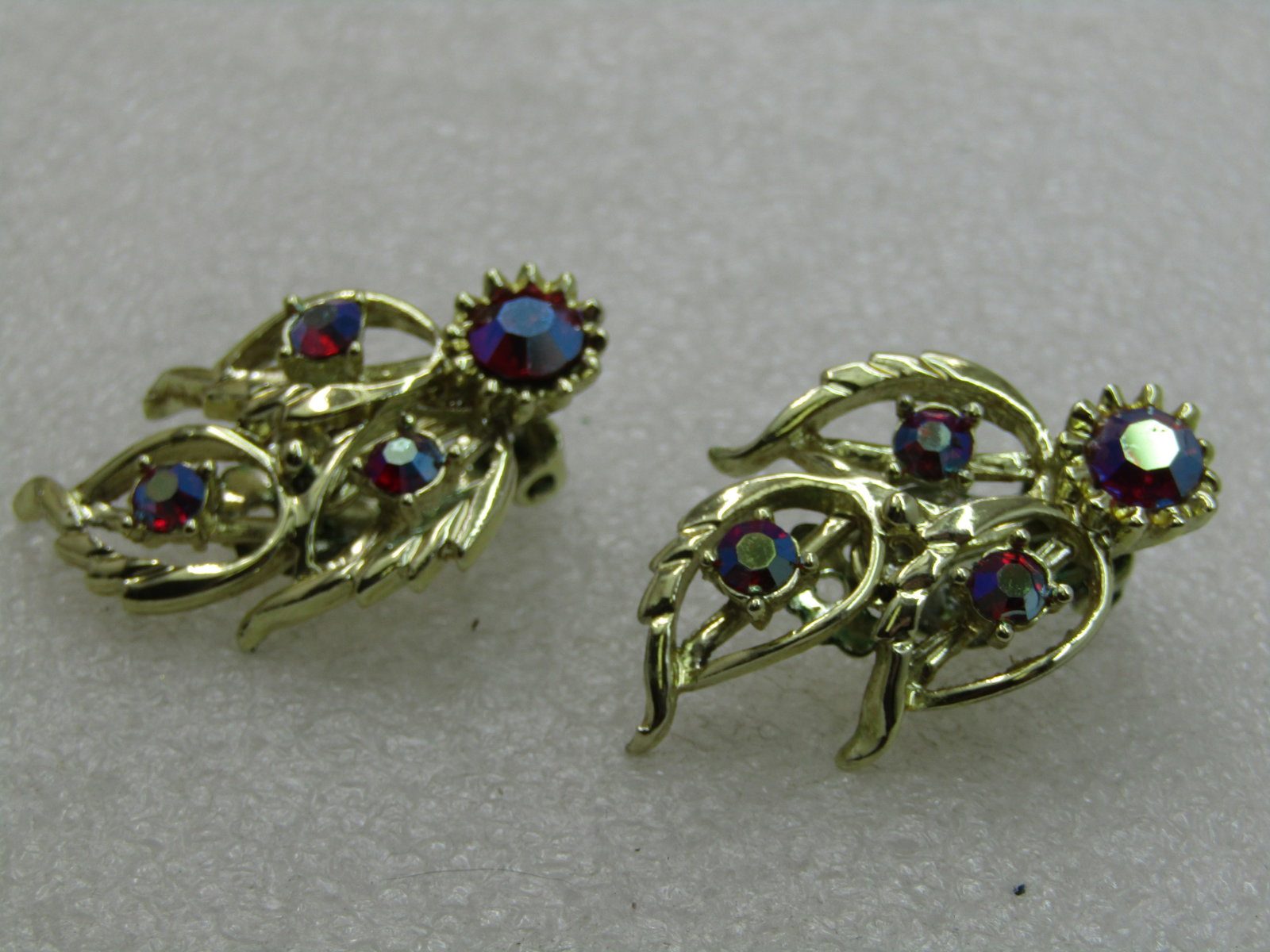 Vintage Judy Lee Red Rhinestone Earrings, Clip, Aurora Borealis - 4