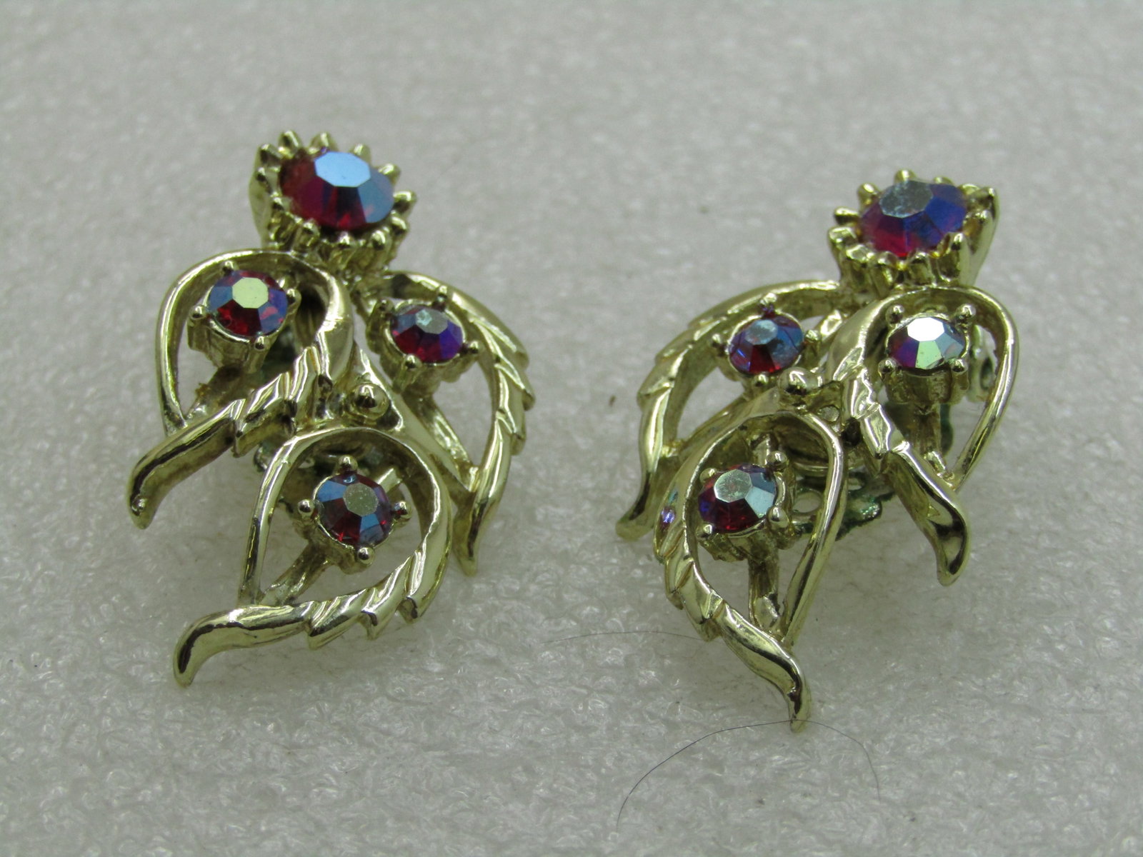 Vintage Judy Lee Red Rhinestone Earrings, Clip, Aurora Borealis - 5