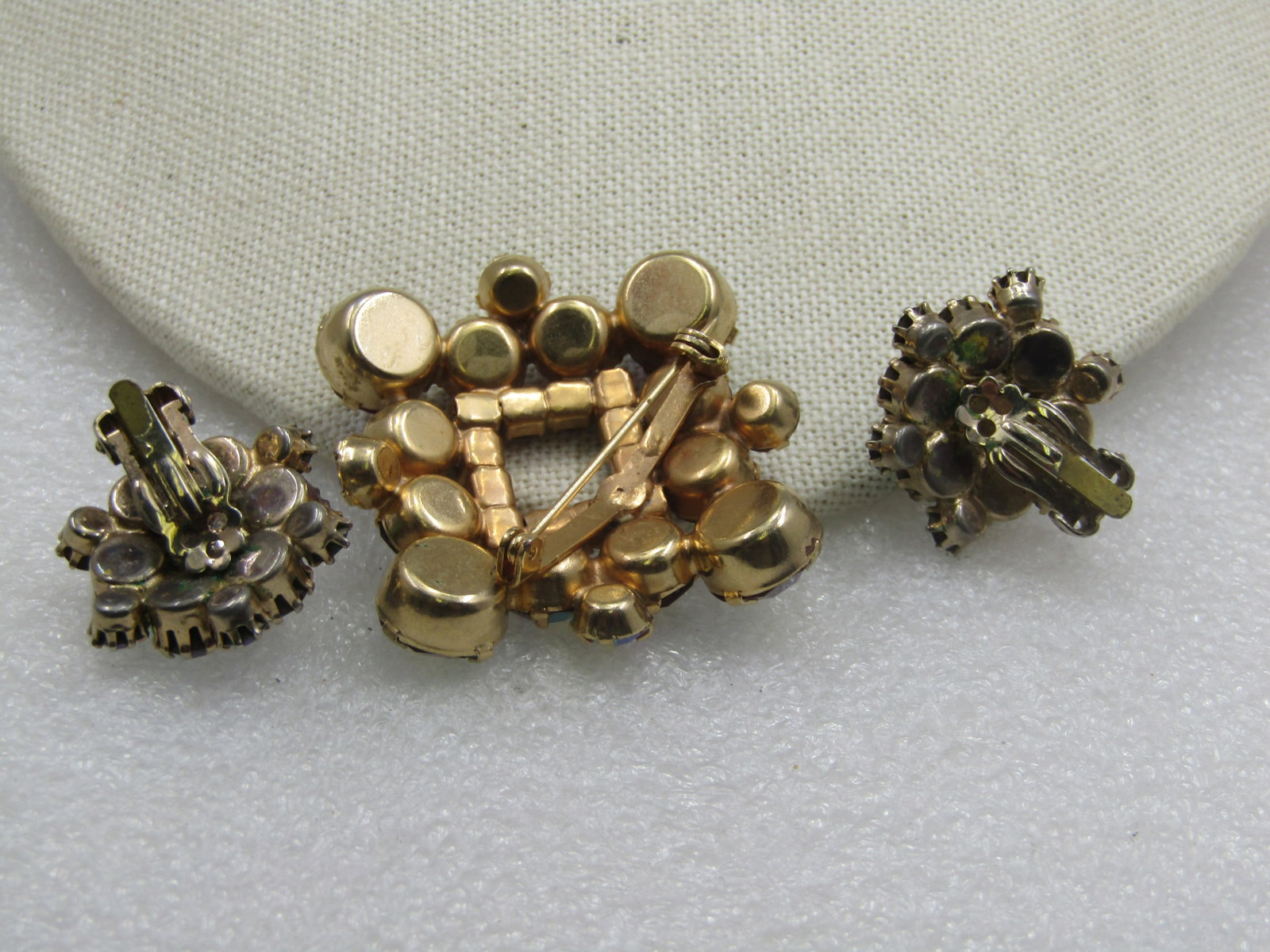 Vintage Red Aurora Borealis rhinestone Brooch & Earrings, Clip, 1940's-1950's - 5