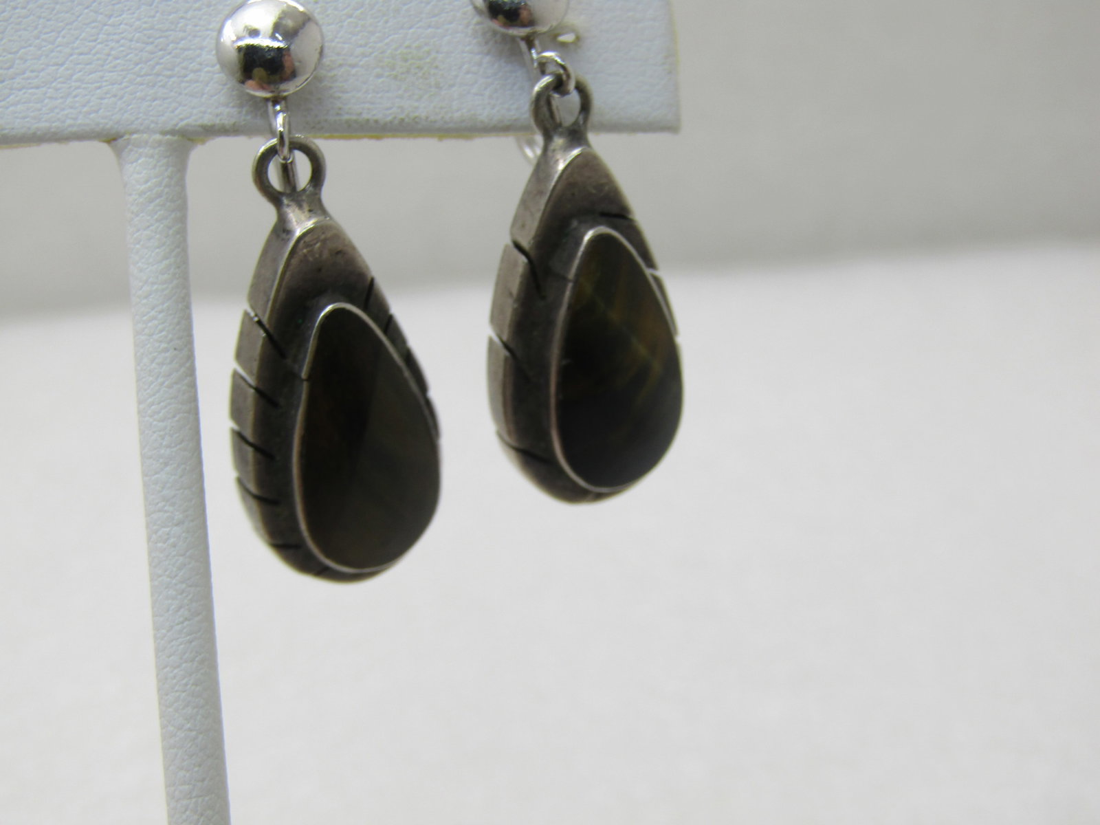 Vintage Sterling Mexico Brown Labradorite Earrings, Signed MES, Screw Back, 1.5": Vintage Sterling Mexico Brown Labradorite Earrings, Signed MES, Screw Back, 1.5" long - easy to convert to pierced. Flat cut accent teardrop heavy sterling base with a raised bezel-set .75" by nearly 