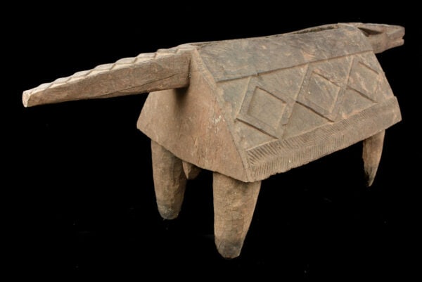 Zoömorphic Slit Drum – Wood – Lobala – DR Congo - 4
