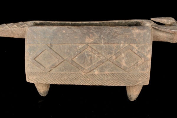 Zoömorphic Slit Drum – Wood – Lobala – DR Congo - 5