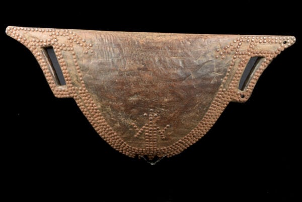 Slit drum – Wood – Mangbetu – DR Congo (1 of 10)