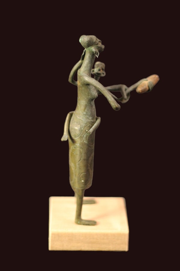 Maternity figure – Bronze – Fon – Benin - 4