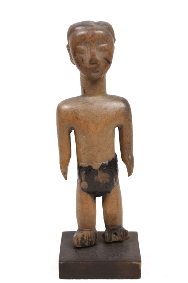 Ancestor figure – Wood – Ewe – Togo: A fine venavi figure made out of wood. This miniature is used as a doll among the Ewe people. The Ewe people of Ghana celebrate the birth of twins as a good omen. Twins known as Venavi, lead a life