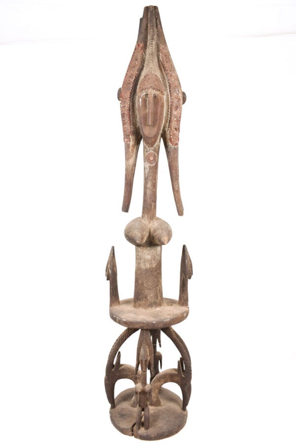 Janus Figure – Wood – Bamana – Mali: Large wooden Janus figure of the Bamana tribe from Mali. Large figure, total length: 142 cm! Sogo bo, the puppet masquerade drama of the Bamana, is an exploration of the moral universe. The