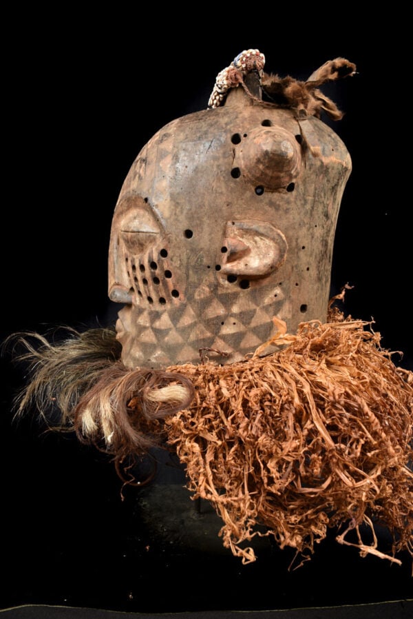 Mask – Wood, Raphia, Beads – Kuba – DR Congo - 4