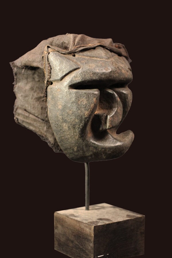 Mbangu distorted mask – Wood – Pende – Congo - 2