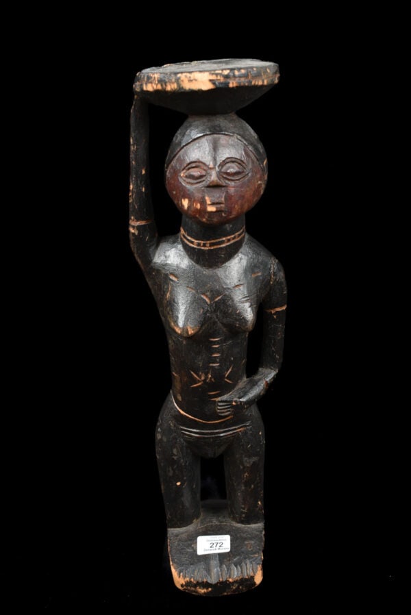 Bowl-barrier Figure – Wood – Luba / Zela – Congo DRC: Ex Zemanek-Münster Provenance: Justin Barthels (Maastricht, NL) Beautiful light wooden Luba / Zela figure from DR Cong. The statues representing a woman with a cup, whatever the position whether 