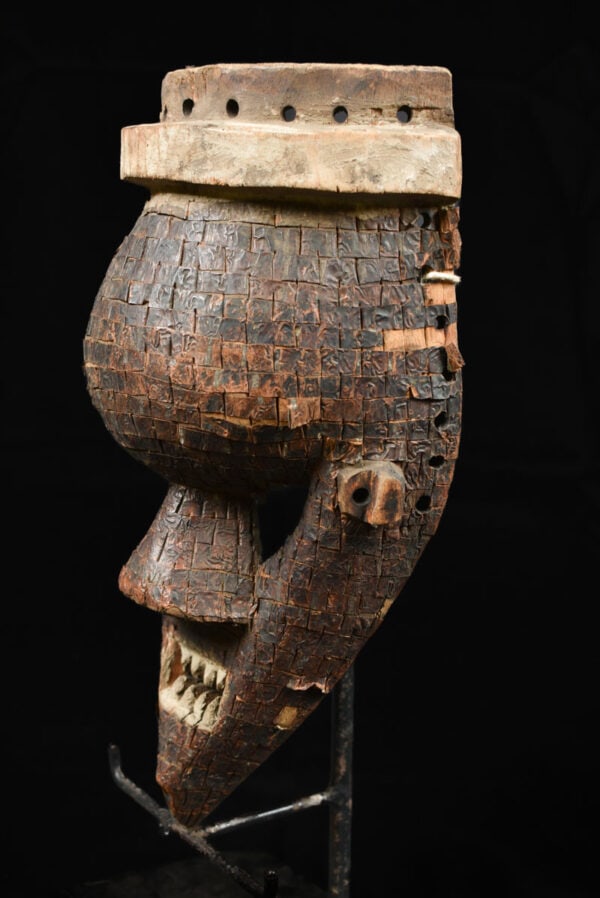 Initiation mask – Wood, Copper – Salampasu – Congo - 5