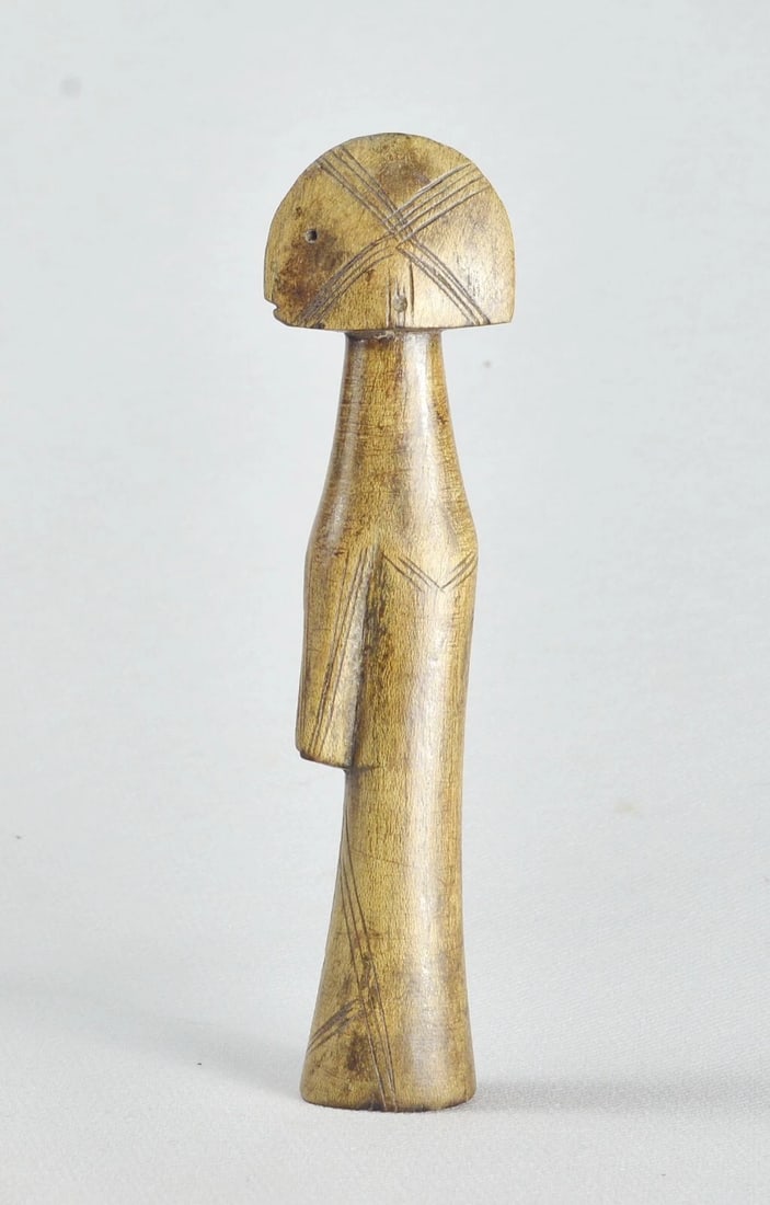 African Art Cute Mossi fertility doll Burkina Faso: Cute Mossi fertility doll Country: Burkina Faso People: Mossi Material: Wood Dimension: 7 1/2 inches (17.5 cm) Condition: medium Reserve: $75.00 Shipping: Domestic: Flat-rate of $50.00 to anywhere