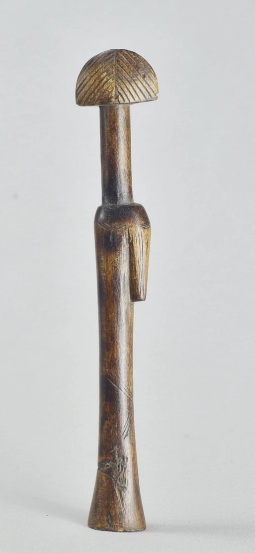 African Art Beautiful Mossi fertility doll Burkina Faso: Beautiful Mossi fertility doll Country: Burkina Faso People: Mossi Material: Wood Dimension: 11 3/4 inches (27 cm) Condition: medium Reserve: $75.00 Shipping: Domestic: Flat-rate of $50.00 to