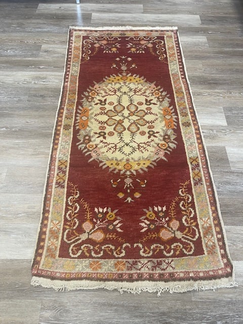 Vintage Turkish Ushak Rug-3277: Title:Vintage Turkish Ushak Rug-3277 Description:Powerful antique Turkish Ushak rug, from west of Turkey, size 2 ft. 9 inches by 5 ft. 5 inches, circa 1930, excellent condition with a high wool pile t