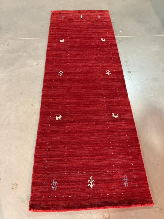 Stunning Gabeh Runner 2.7x8: Title:Stunning Gabeh Runner 2.7x8 Description:2.7x7.9 Exquisite Gabeh Runner Luxerious Natural Wool Sheen Pile in Red Color Hand Knotted in India Reserve: $300.00 Shipping: Domestic: Flat-rate of