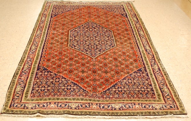 PERSIAN BIJAR RUG 5'1" x 8'10": Title: PERSIAN BIJAR RUG 5'1" x 8'10" Description:ANTIQUE DETAILED FINE CLASSIC VILLAGE WOVEN PERSIAN BIJAR RUG with exact size of 5'1" x 8'10" Highly detailed allover design field fine and delicately