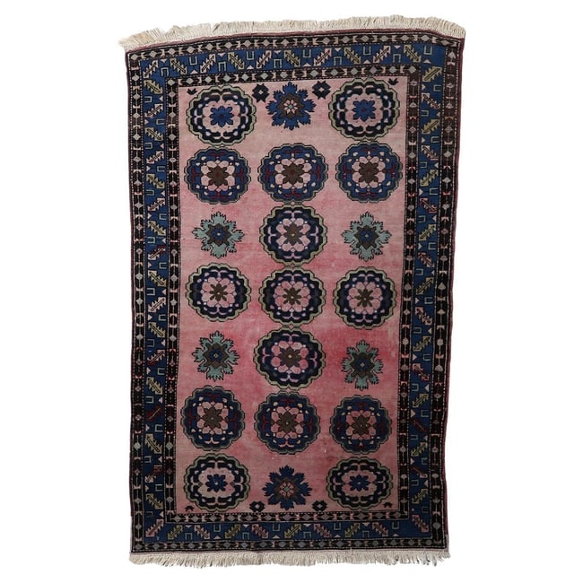 Handmade Vintage Persian Malayer Rug 3.8' x 6.2' (115cm x 188cm), 1950s: Title: Handmade Vintage Persian Malayer Rug 3.8' x 6.2' (115cm x 188cm), 1950s Origin: Middle East Dimension:3.8' x 6.2' (115cm x 188cm) Materials:wool Year:1950s Description:A Charming Vintage Malaye