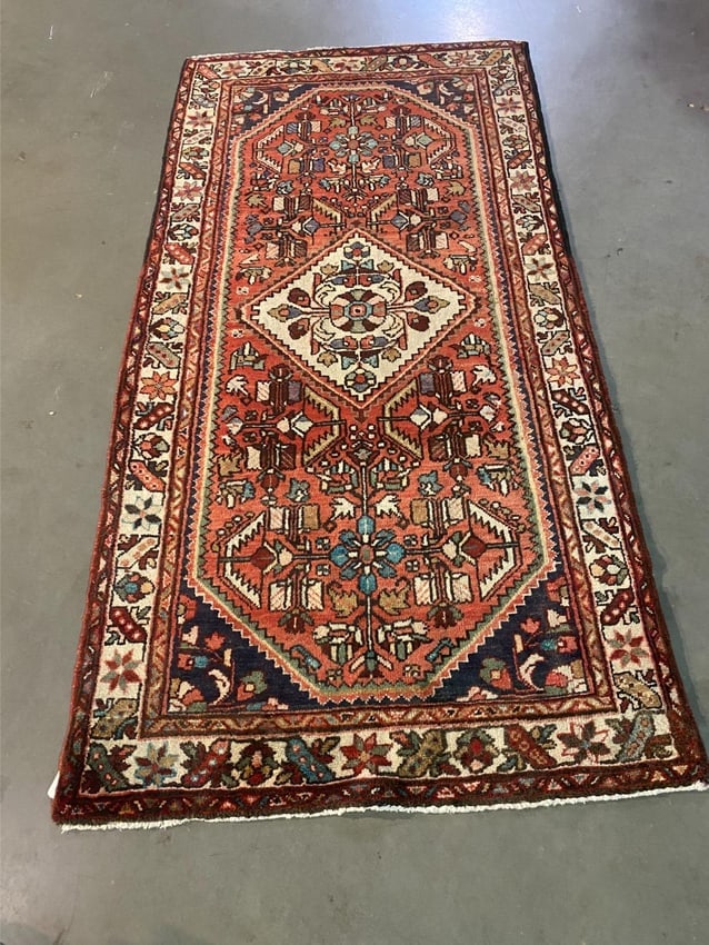 EXQUISITE PERSIAN RUG 3'.7"x7' (1 of 5)