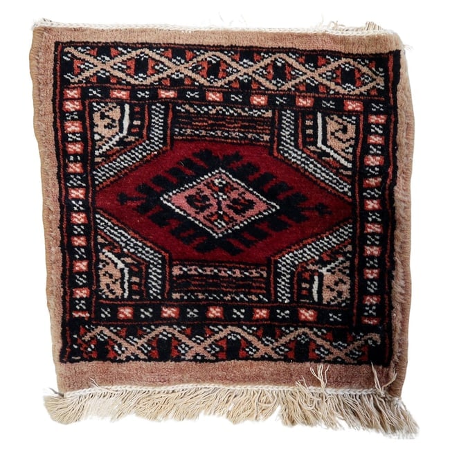 Handmade Vintage Uzbek Bukhara Mat Rug 1' x 1' (30cm x 30cm), 1960s: Title: Handmade Vintage Uzbek Bukhara Mat Rug 1' x 1' (30cm x 30cm), 1960s Origin: Uzbekistan Dimension:1' x 1' (30cm x 30cm) Materials:wool Year:1960s Description:Handmade Vintage Uzbek Bukhara Mat