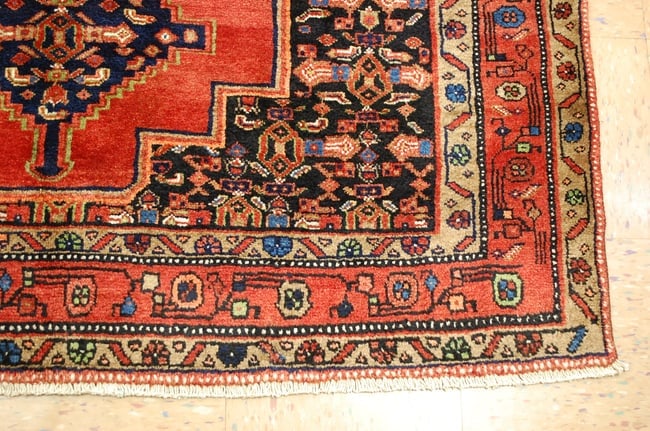 PERSIAN BIJAR RUG 5'2" x 9'10" - 2