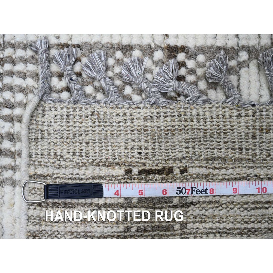 White Moroccan Weave Geometric Pattern Soft Wool Hand Knotted Rug - 11