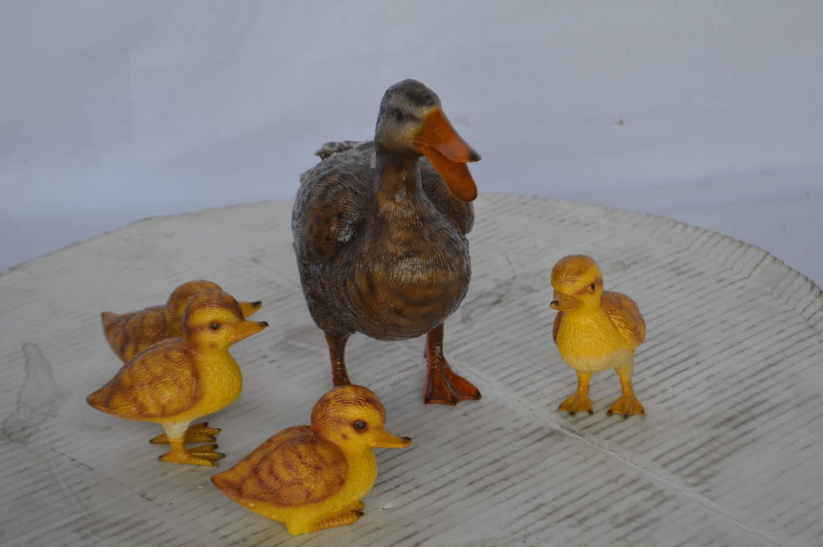 Duck family Bronze Statue - Size: 12"L x 4"W x 9"H. - 6
