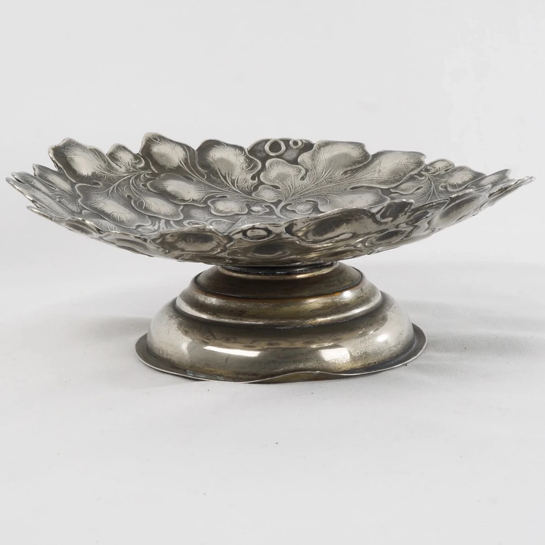 19th C Silverplate Card Receiver Grape Leaves - 8