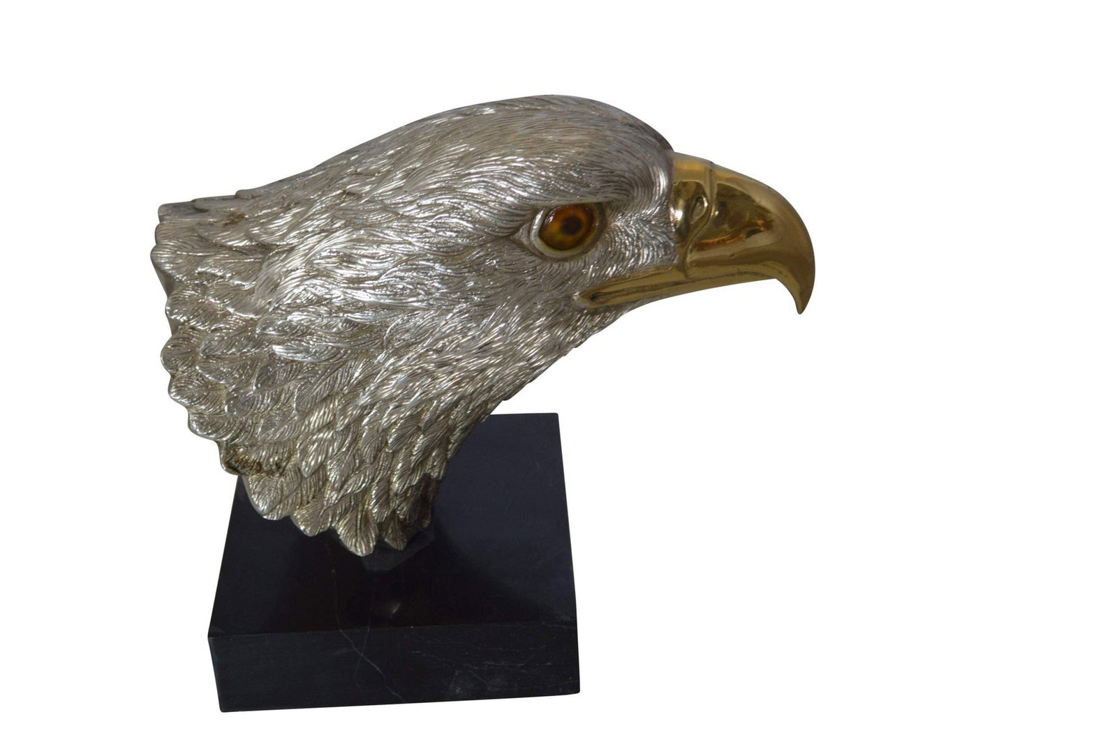 Eagle head Silver Finish - Bronze Statue - Size: 10"L x 6"W x 8.5"H.: Title:Eagle head Silver Finish - Bronze Statue - Size: 10"L x 6"W x 8.5"H. Description:The bust American bald eagle bronze marble sculpture / statue. The eagle head captures the essence of the majesti