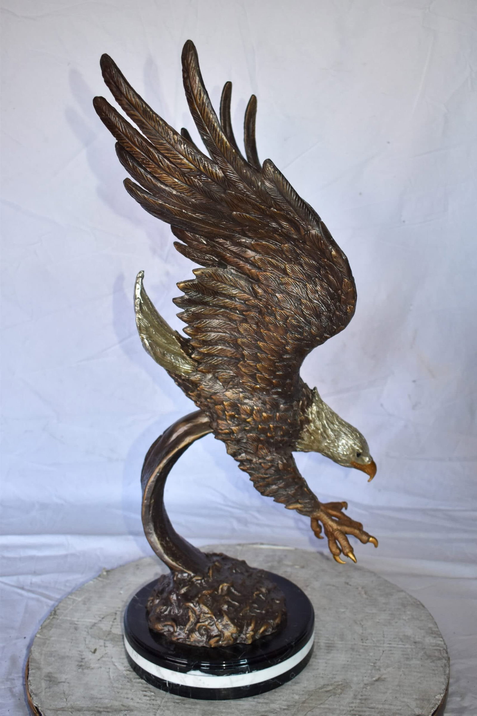 Eagle In Action Diving for His Prey Bronze Statue Size: 21" x 13" x 32"H - 7