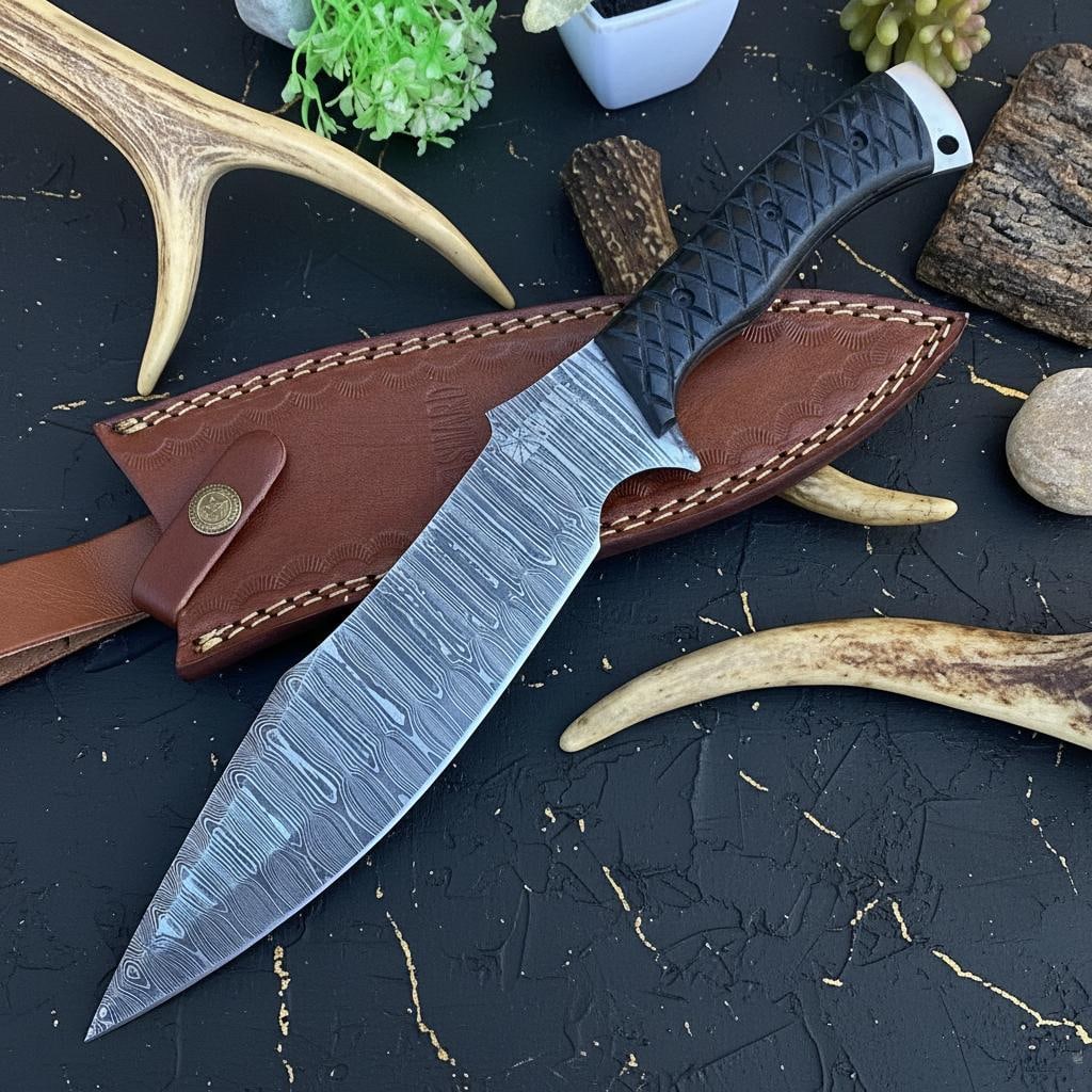 Stag Antler Handle Damascus Steel Bowie Knife 17" Hand Forged Hunting Blade: Title:Stag Antler Handle Damascus Steel Bowie Knife 17" Hand Forged Hunting Blade Description:This listing is for a large, custom hand-forged Bowie knife. The piece features a distinctive Damascus
