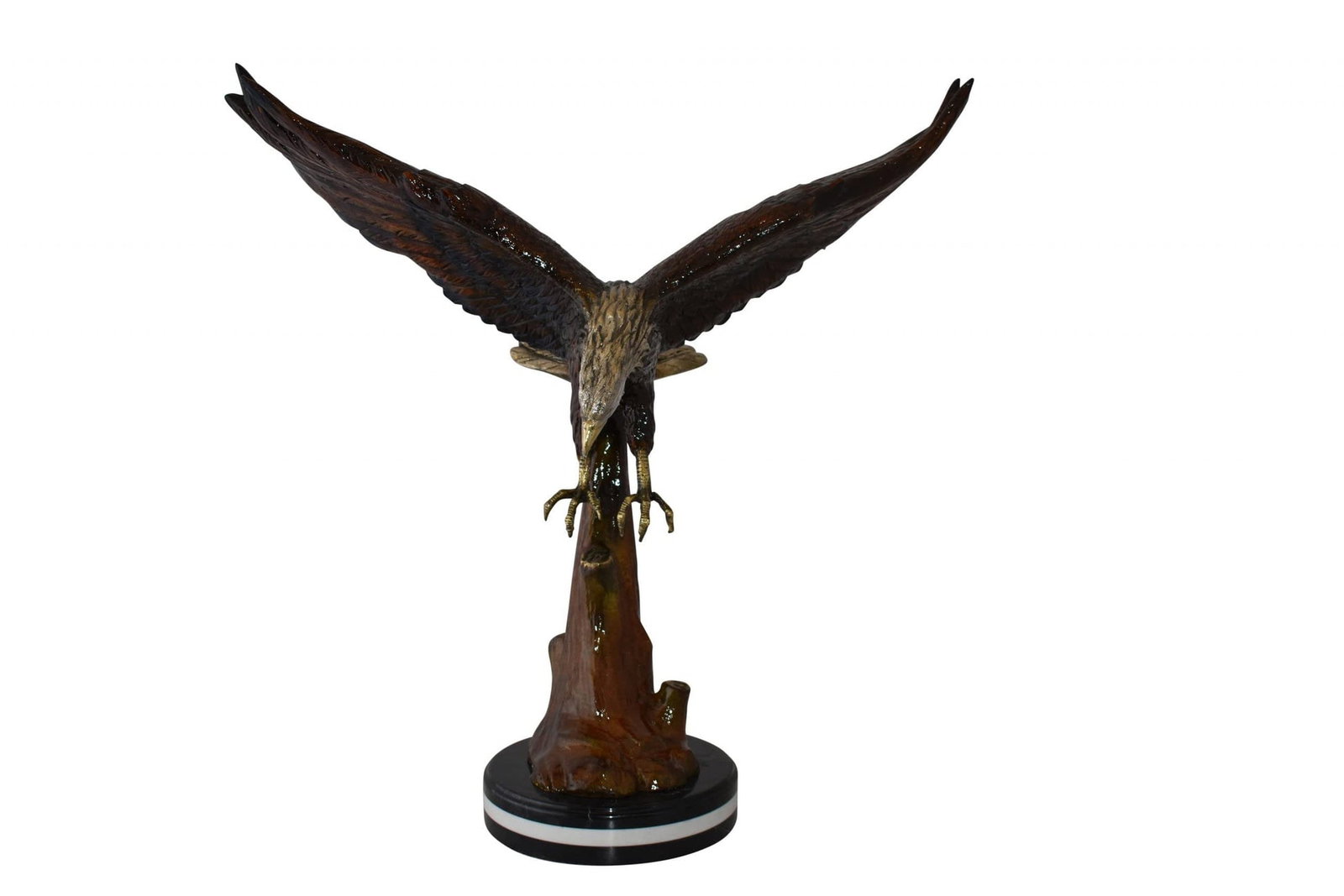 Eagle Flying and Looking Down for Prey Bronze Statue Size: 29" x 17" x 28"H: Title:Eagle Flying and Looking Down for Prey Bronze Statue Size: 29" x 17" x 28"H Description:This charming bronze statue depicts the American bald eagle. The eagle head captures the essence of the ma
