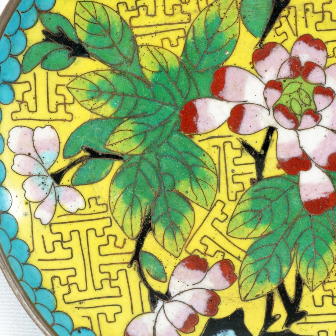 Small 1920s Chinese Copper Cloisonne Dish - 5