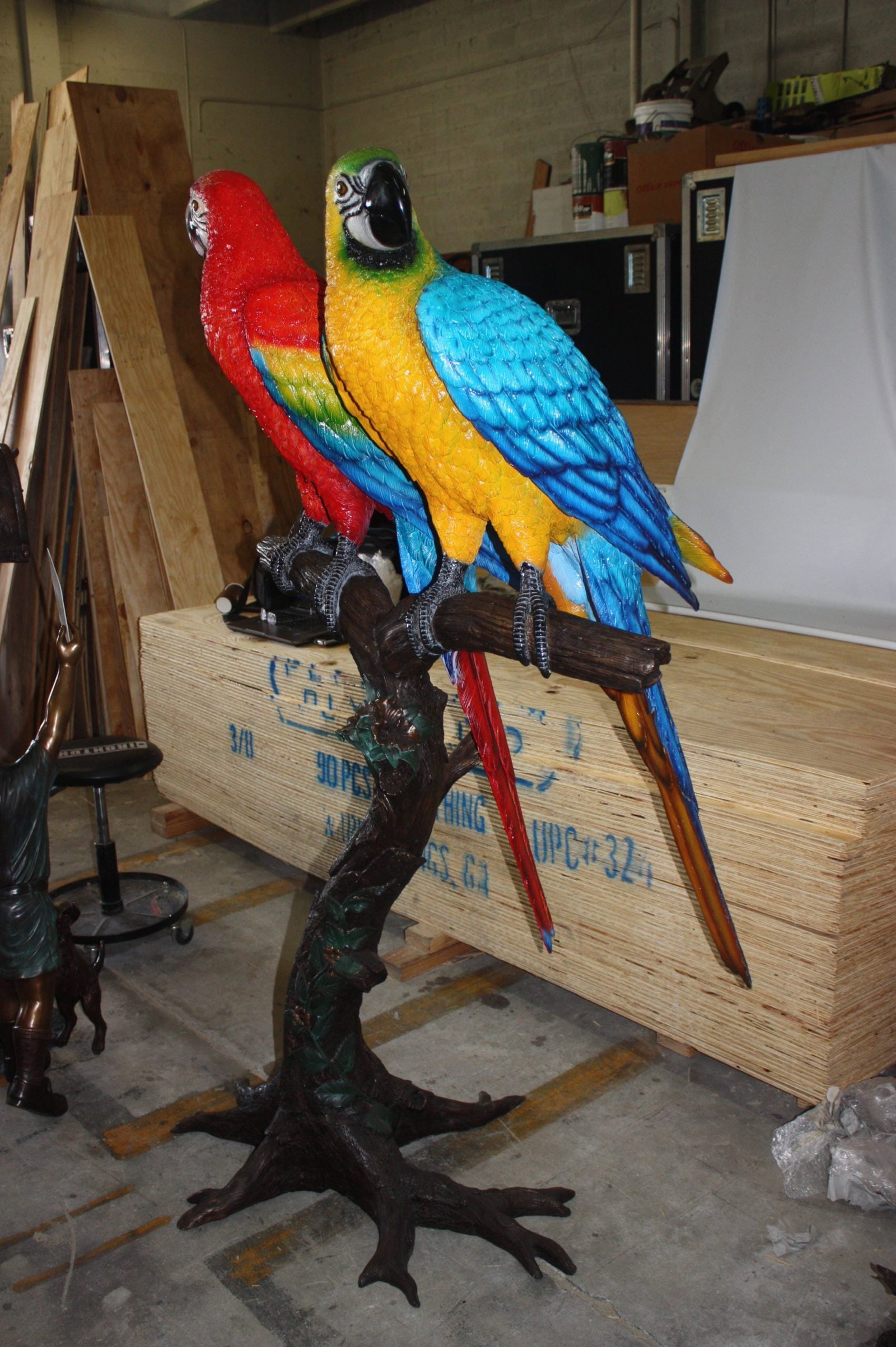 Two Large Parrots On A Tree | Bronze Statue - 5