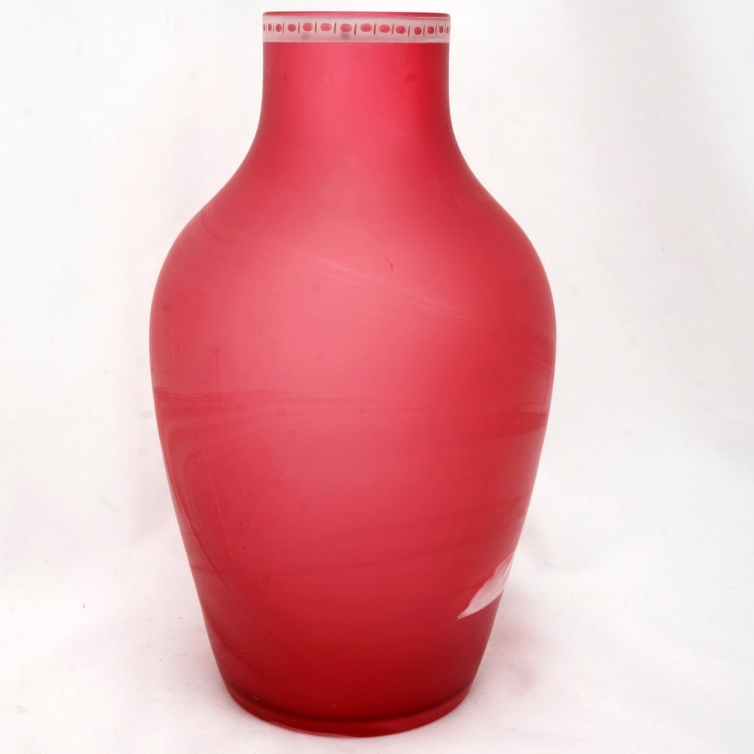 19th C Thomas Webb Cameo Glass Vase - 8