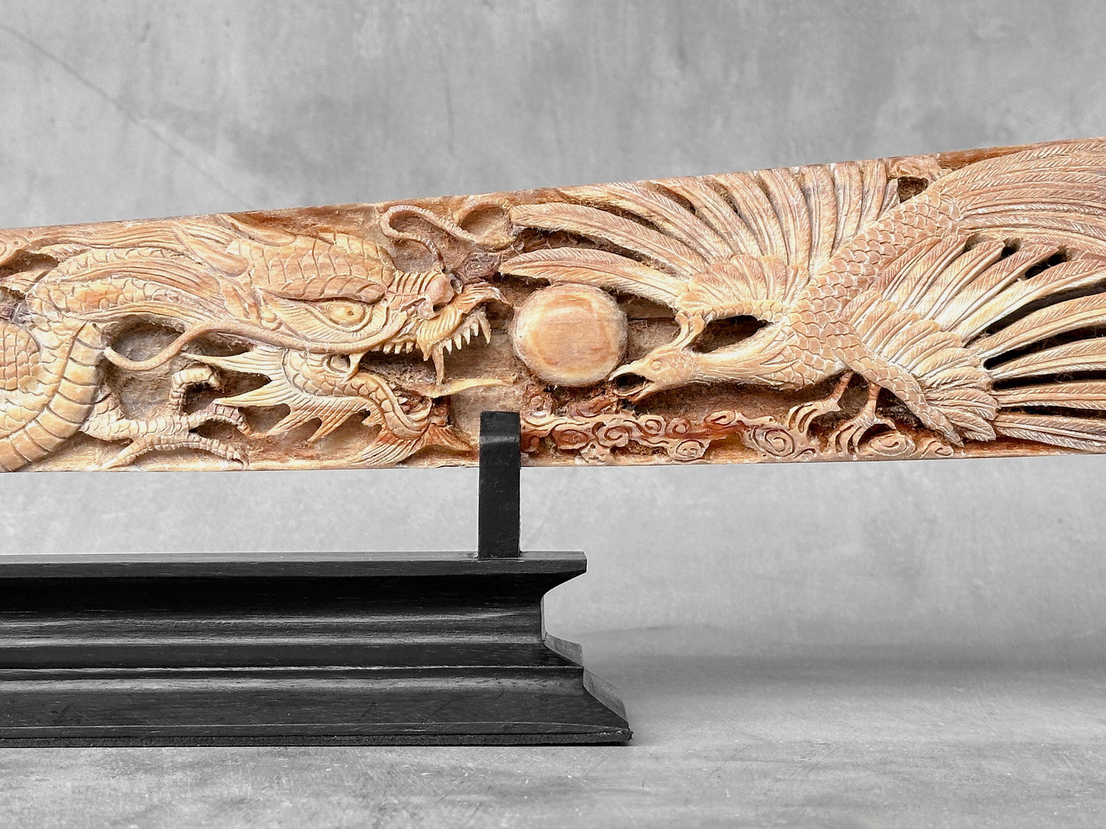 Impressive engraved swordfish rostrum - Dragon Phoenix motif - 8
