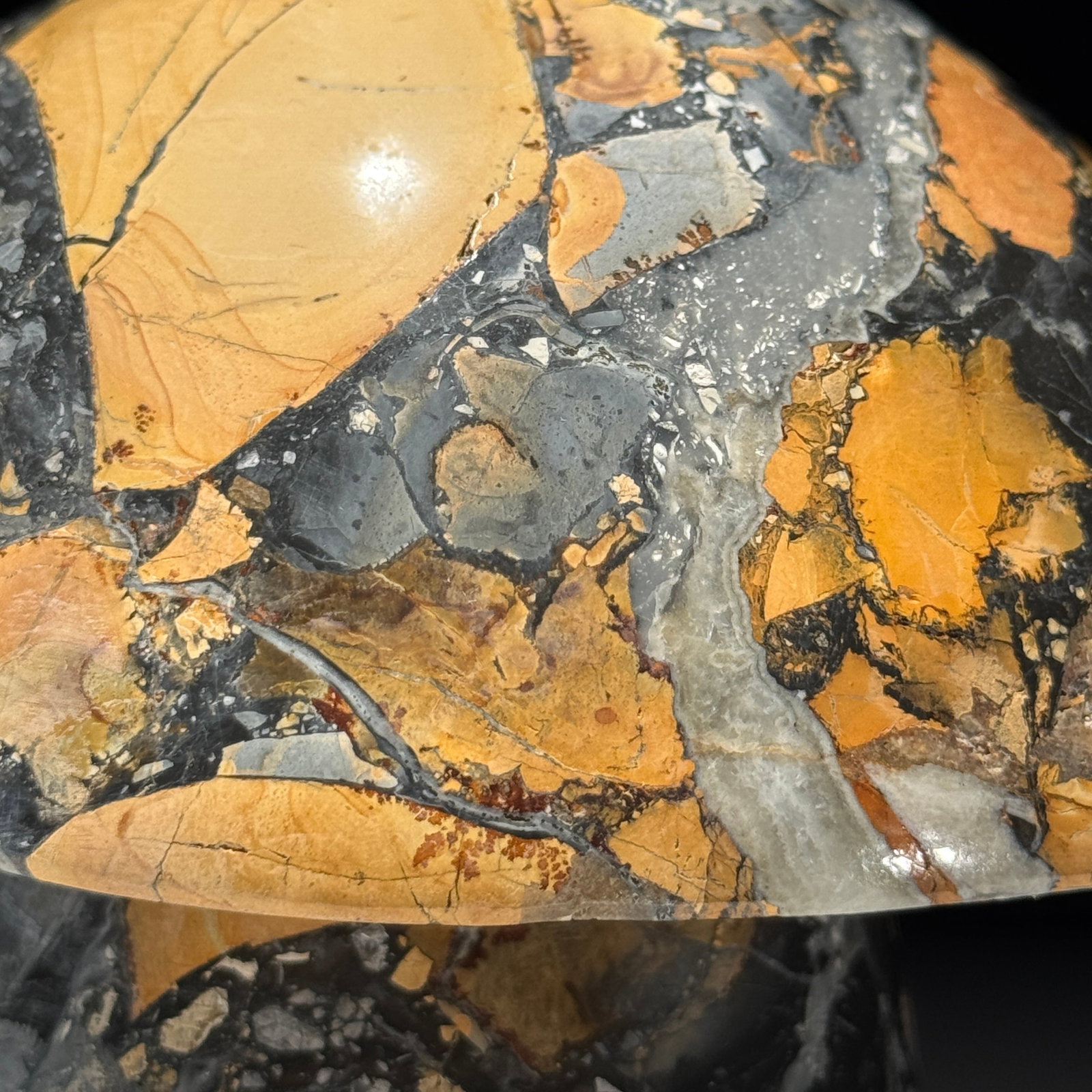 Beautiful crystallized Maligano Jasper mushroom - 9