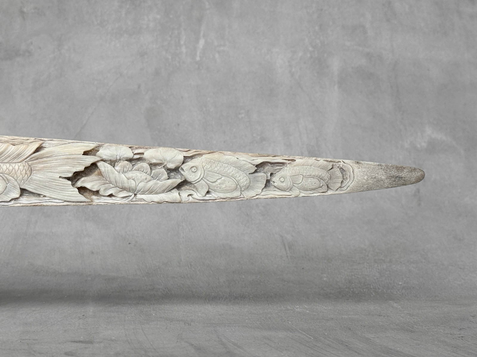 Stunning large carved swordfish tusk - Japanese koi motif - 9