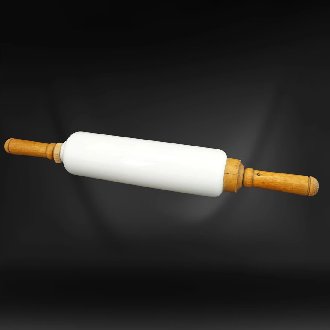 1920s Imperial Glass Rolling Pin Milk Glass: Title:1920s Imperial Glass Rolling Pin Milk Glass Size:18 3/4” long x 2 ½” diameter. Description:An antique rolling pin by Imperial glass that shows years of use. If you collect