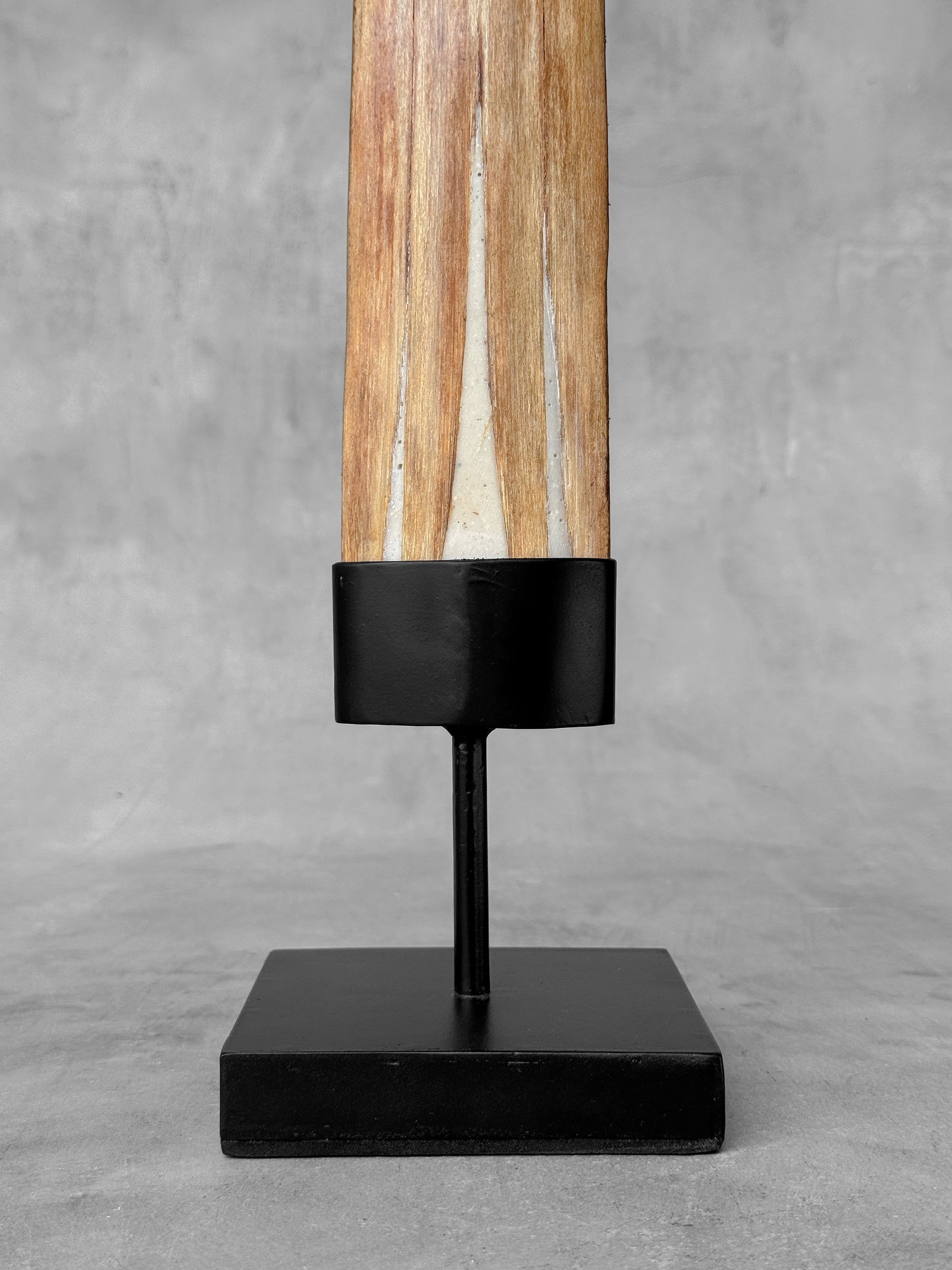 Large carved Swordfish Bill - Rauponga Pattern - 9